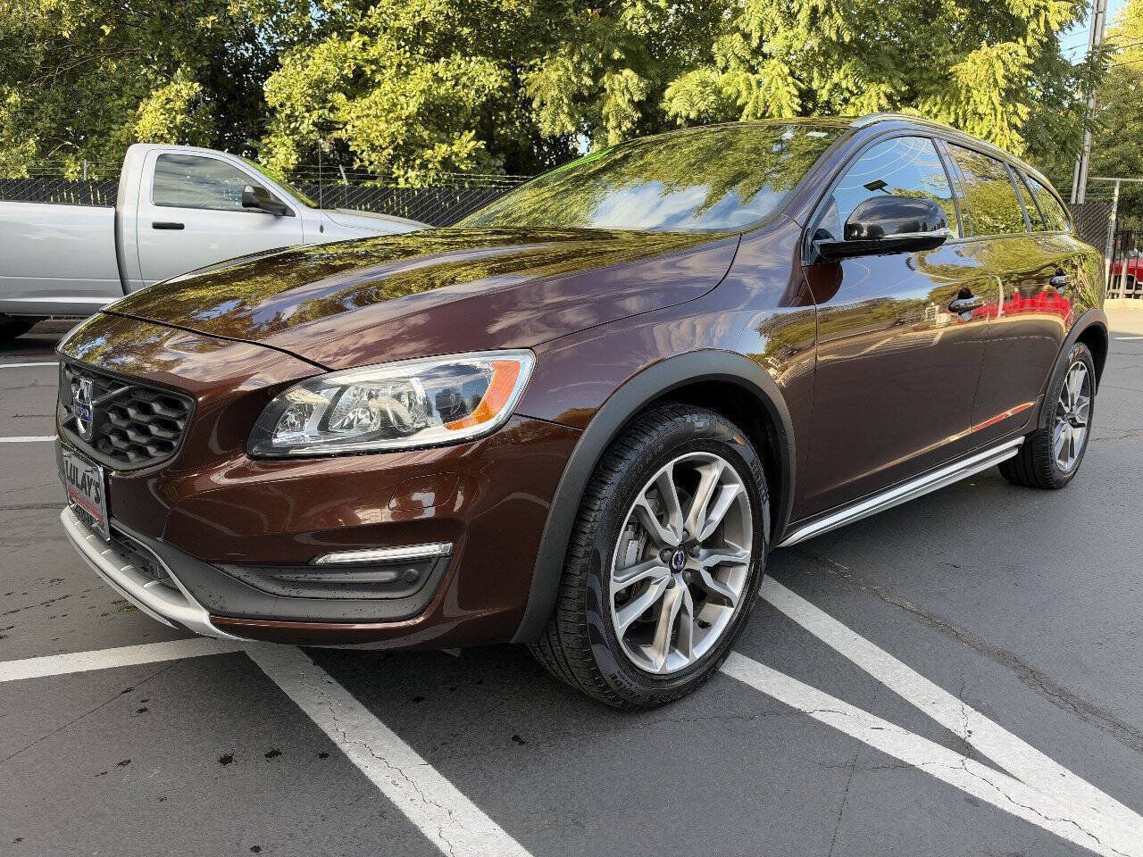 Used 2017 Volvo V60 T5 Cross Country Platinum w/ Climate Package