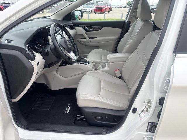 Used 2022 Nissan Rogue Sport SL FWD image 20