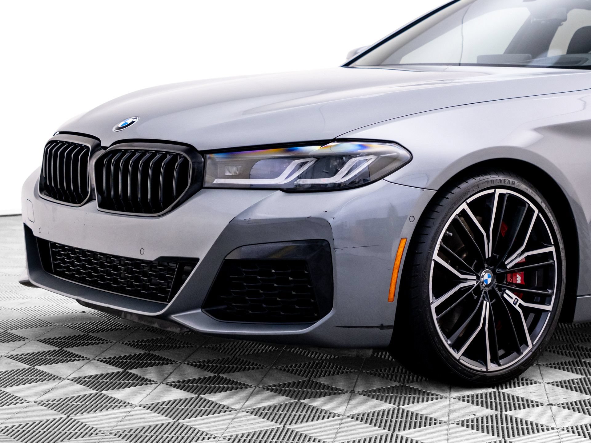 Certified 2023 BMW M550i xDrive w/ Executive Package AWD/4WD image 38