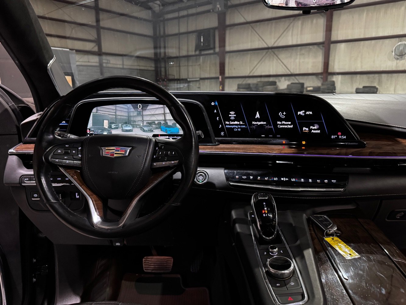 Used 2021 Cadillac Escalade ESV Sport Platinum w/ LPO, ONYX Package image 32
