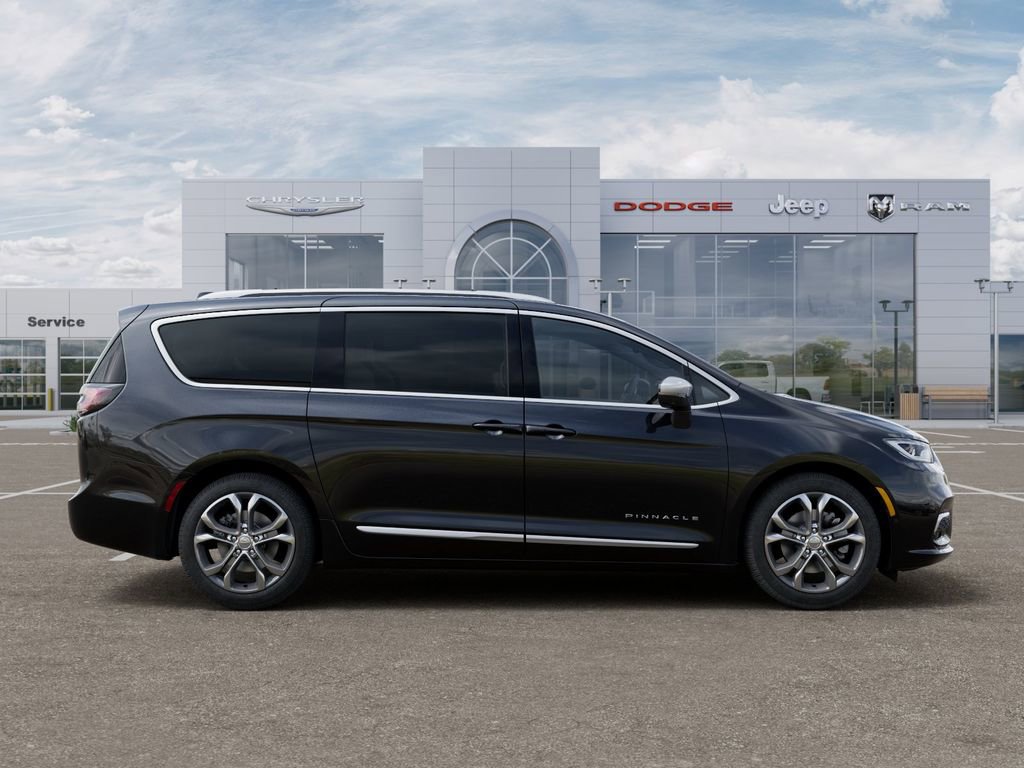 New 2026 Chrysler Pacifica Pinnacle w/ Trailer Tow Group AWD/4WD image 24