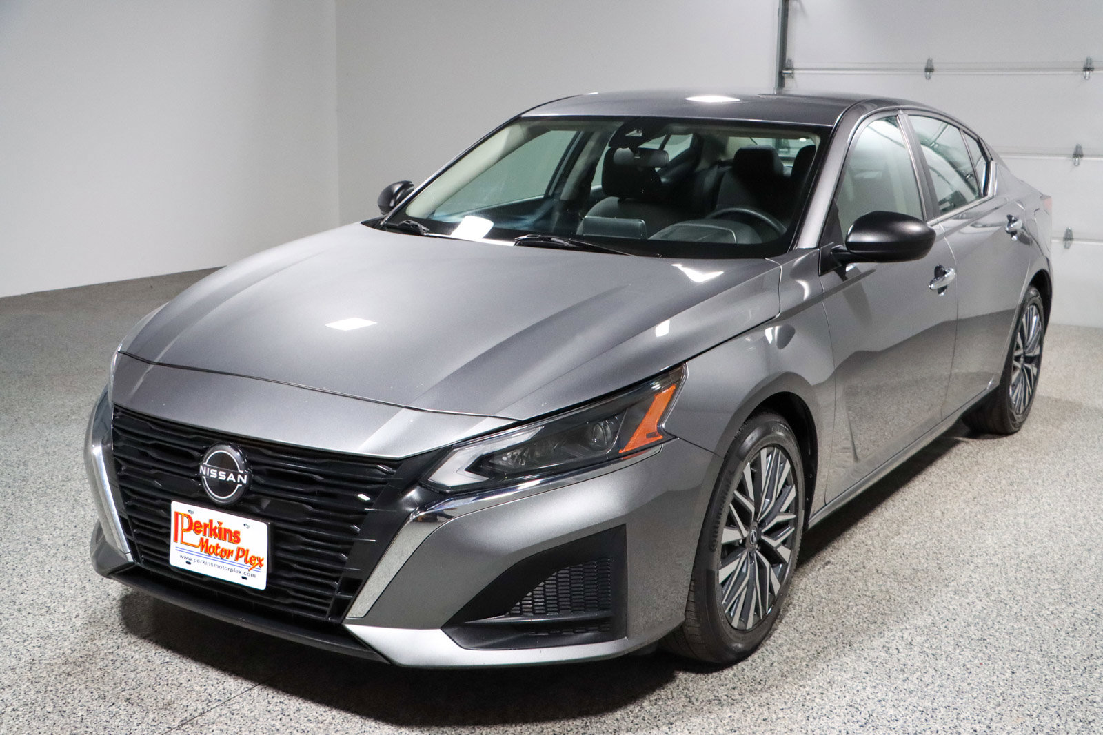 Used 2024 Nissan Altima 2.5 SV image 29