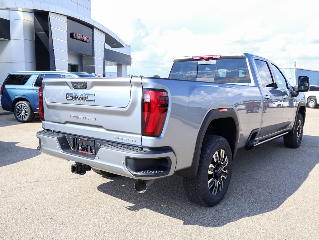 New 2026 GMC Sierra 3500 Denali Ultimate AWD/4WD image 3