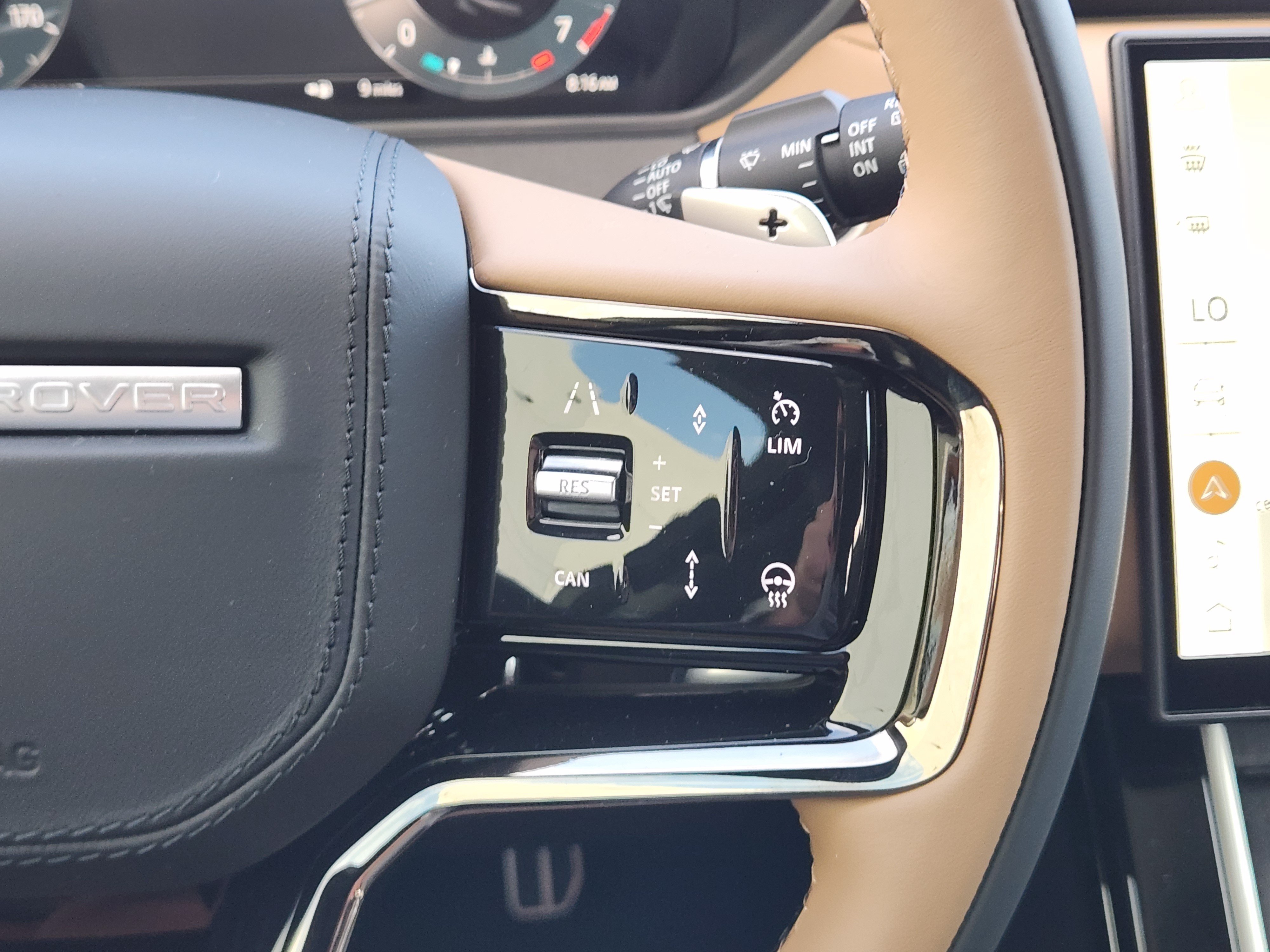 New 2026 Land Rover Range Rover Velar Autobiography AWD/4WD image 26