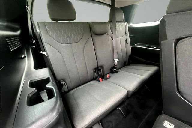 Used 2021 Hyundai Palisade SE AWD/4WD image 26
