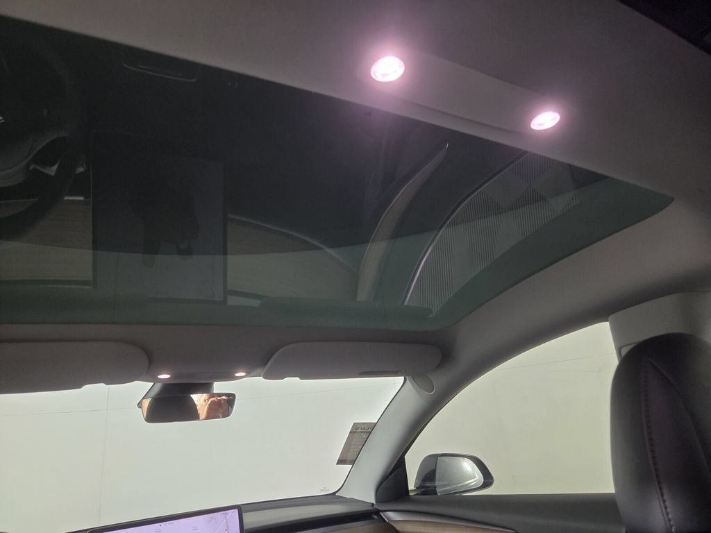 Used 2022 Tesla Model 3 Performance AWD/4WD image 21