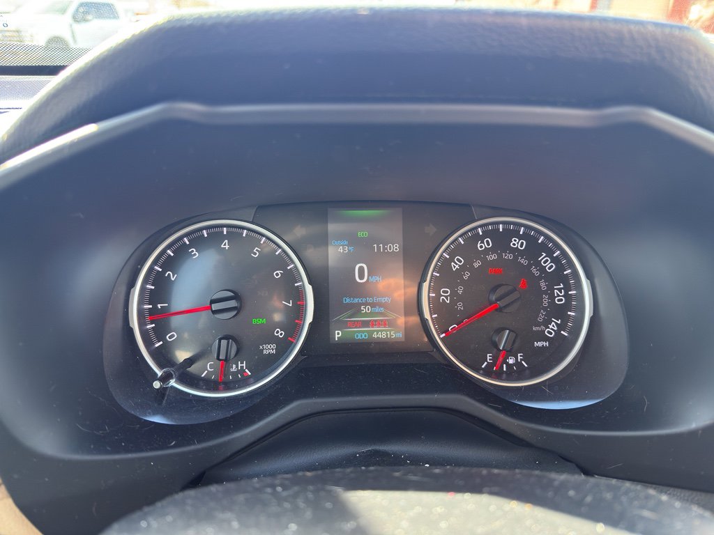 Used 2022 Toyota RAV4 XLE image 14