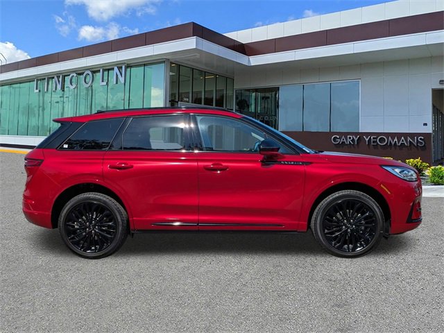 New 2026 Lincoln Corsair Reserve image 3