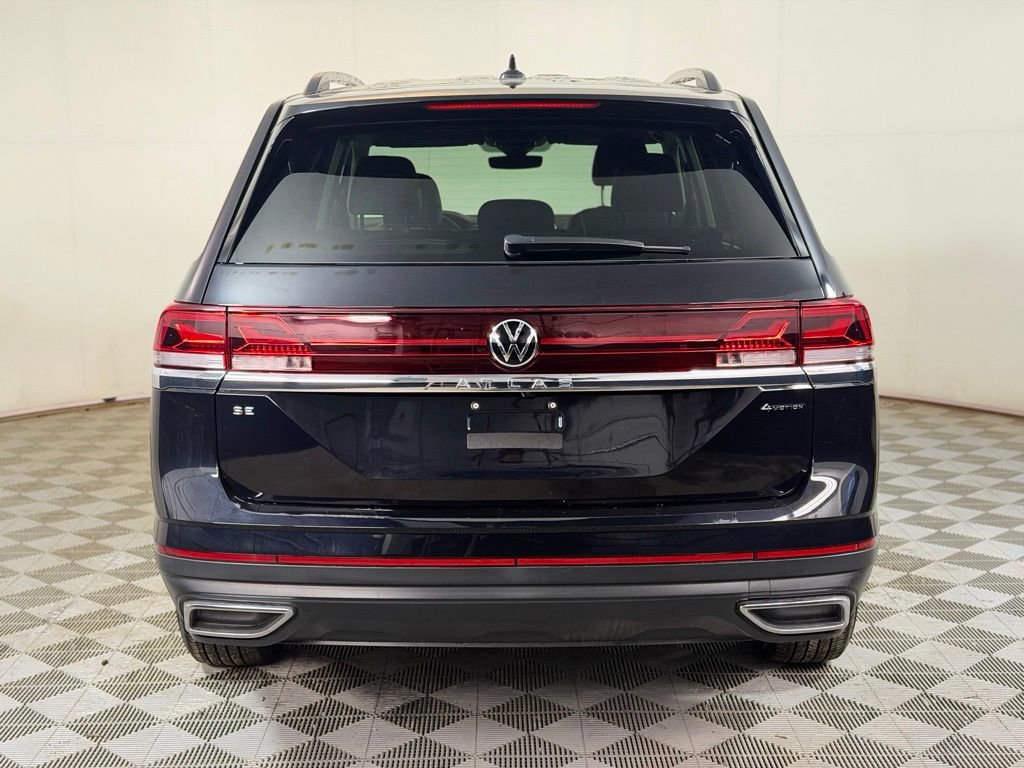 Used 2025 Volkswagen Atlas SE image 8