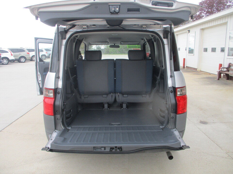 Used 2005 Honda Element LX image 6