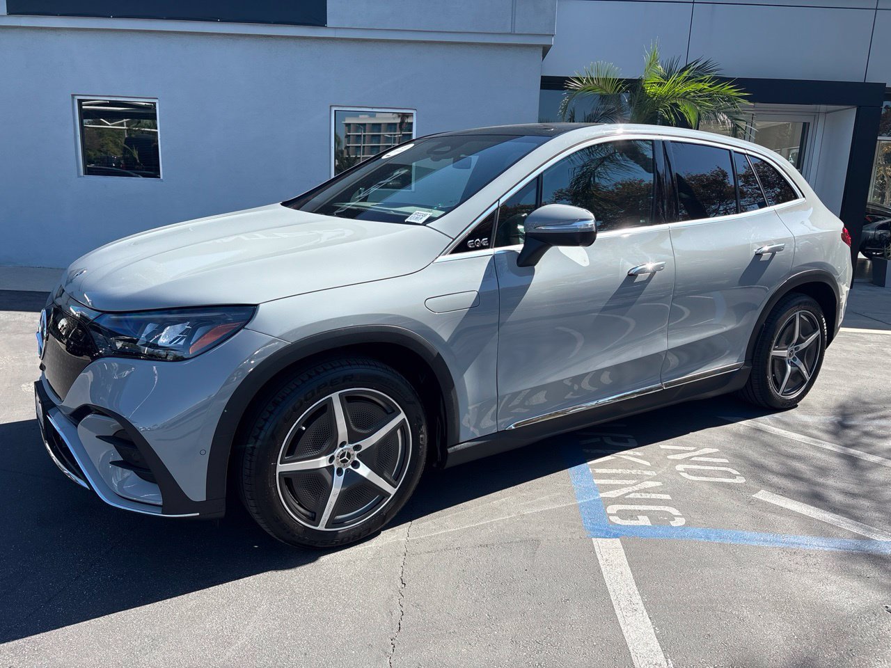 Certified 2023 Mercedes-Benz EQE 500 4MATIC SUV image 2