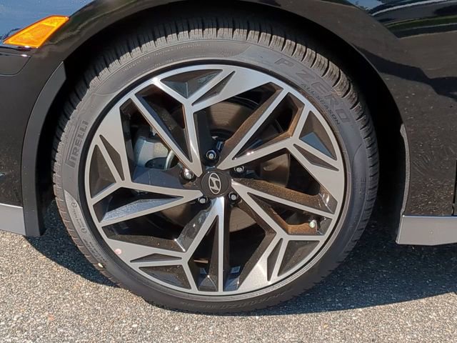 Used 2023 Hyundai Ioniq 6 SEL image 11