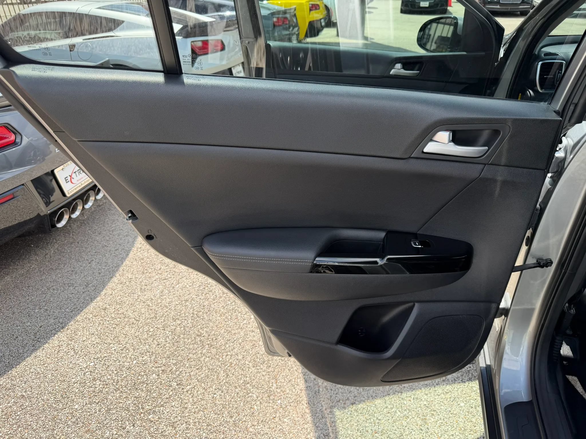 Used 2020 Kia Sportage EX FWD image 23