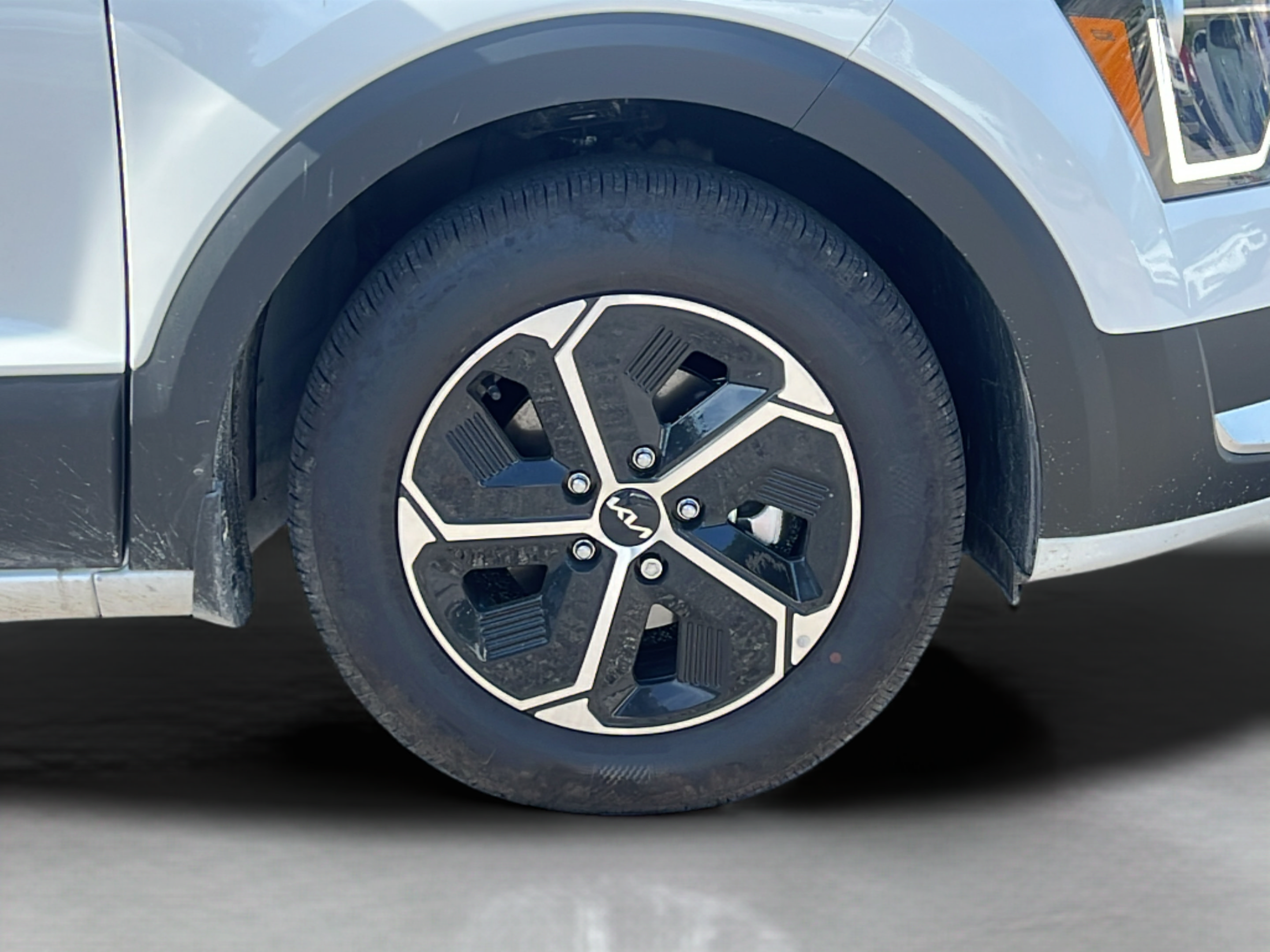 New 2026 Kia Niro LX FWD image 24