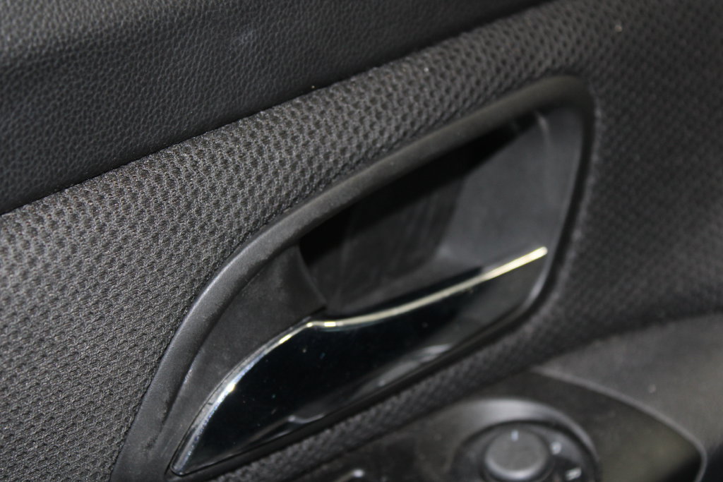 Used 2014 Chevrolet Cruze LT FWD image 23