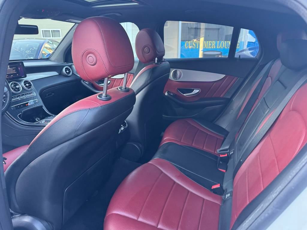 Used 2021 Mercedes-Benz GLC 300 4MATIC Coupe image 10