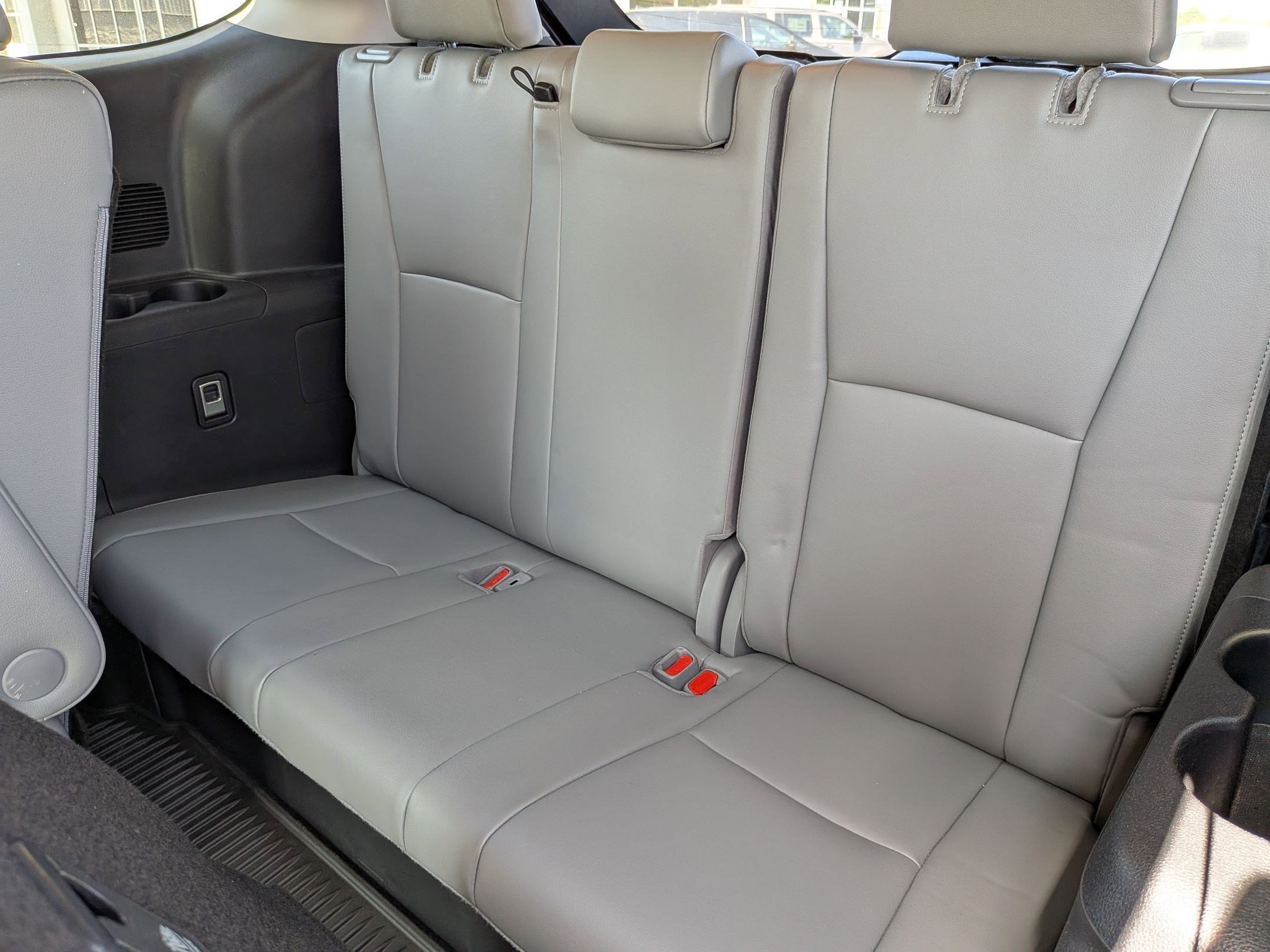Used 2023 Toyota Highlander Limited FWD image 20