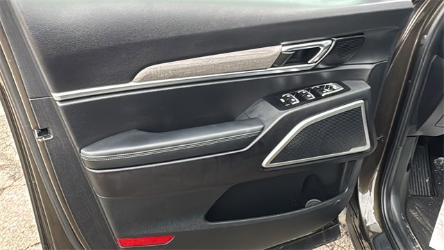 Used 2022 Kia Telluride EX w/ EX Premium Package image 10