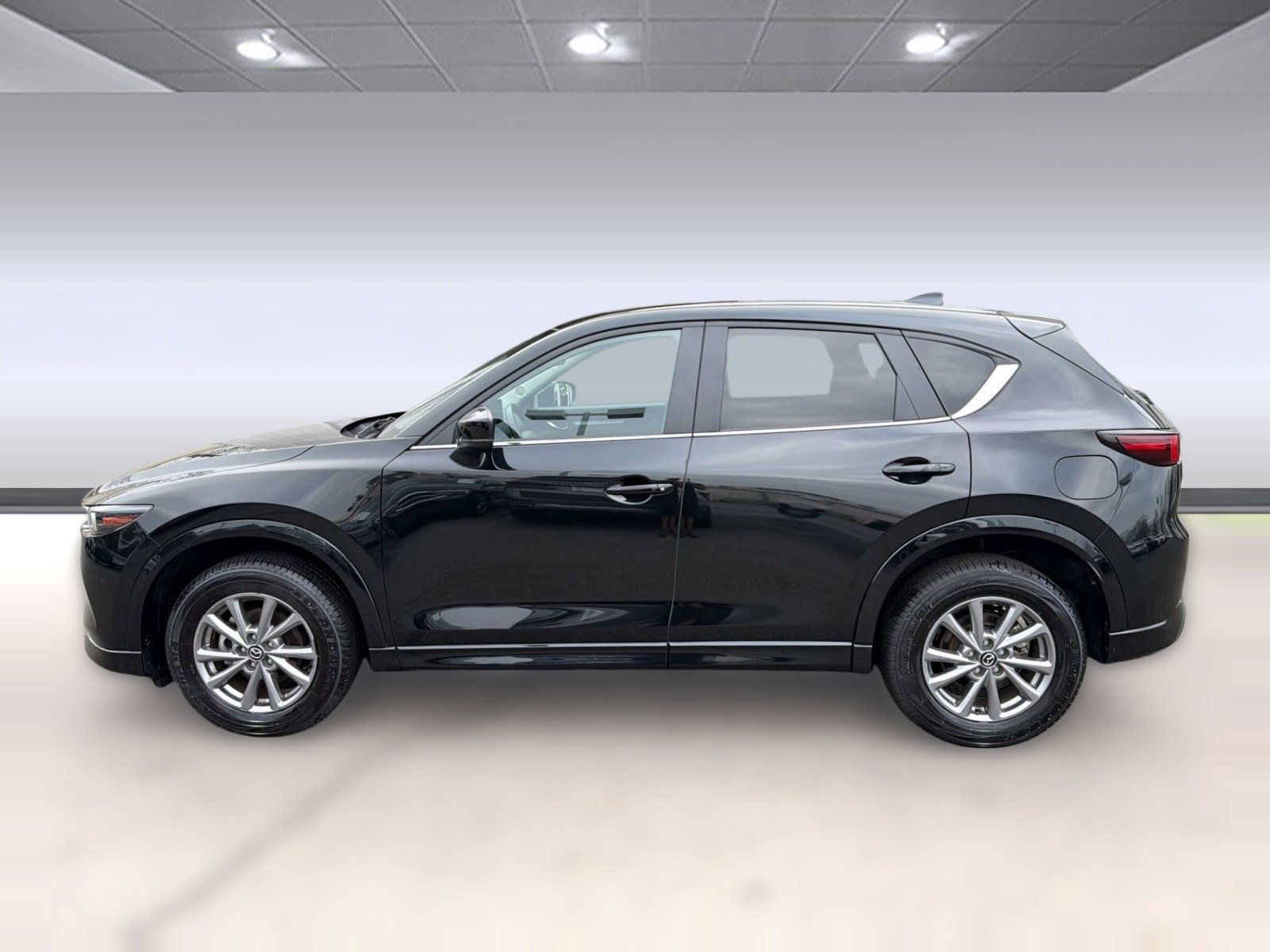 Used 2025 MAZDA CX-5 AWD 2.5 S w/ Preferred Package image 2