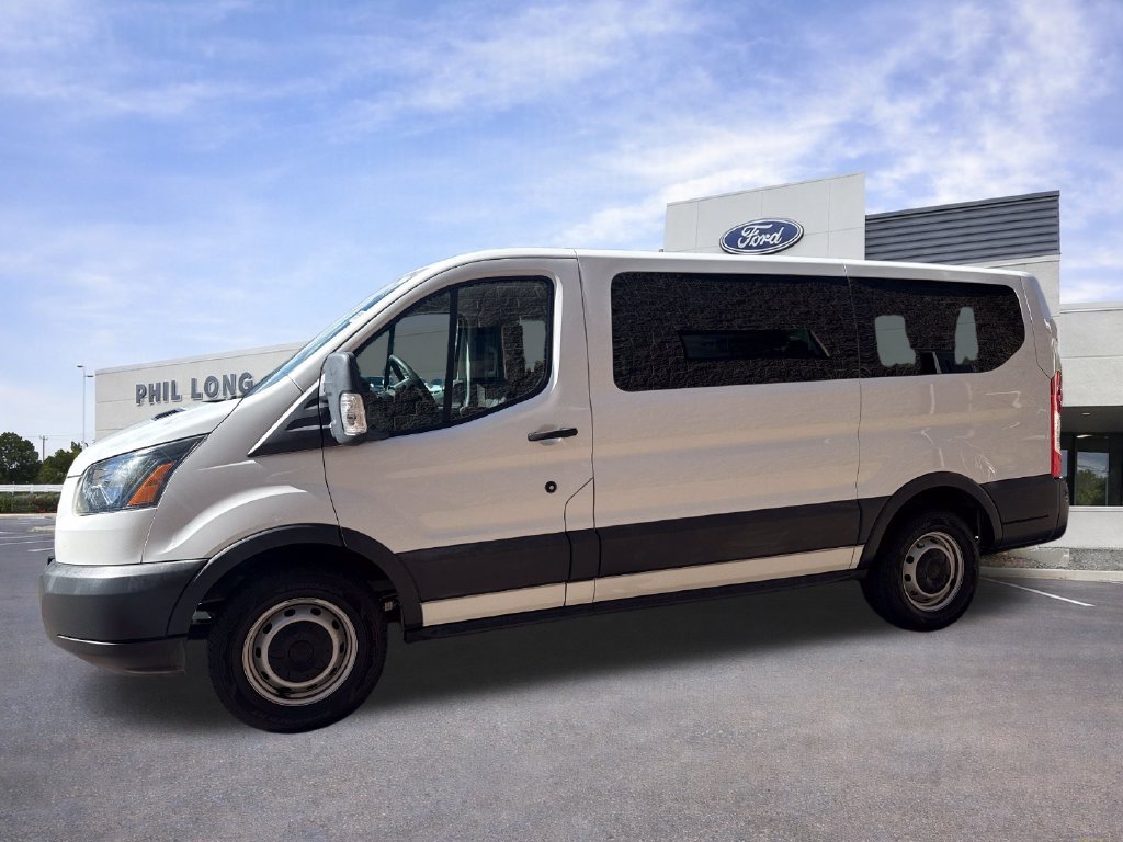 Used 2018 Ford Transit 150 XL RWD image 5