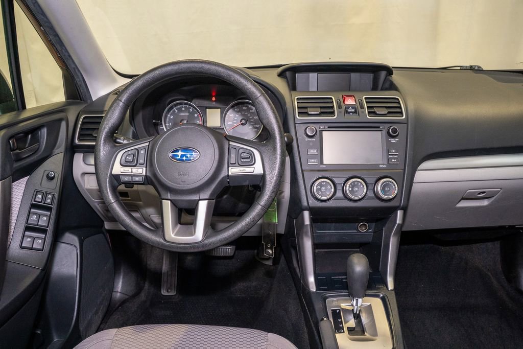 Used 2018 Subaru Forester 2.5i image 2