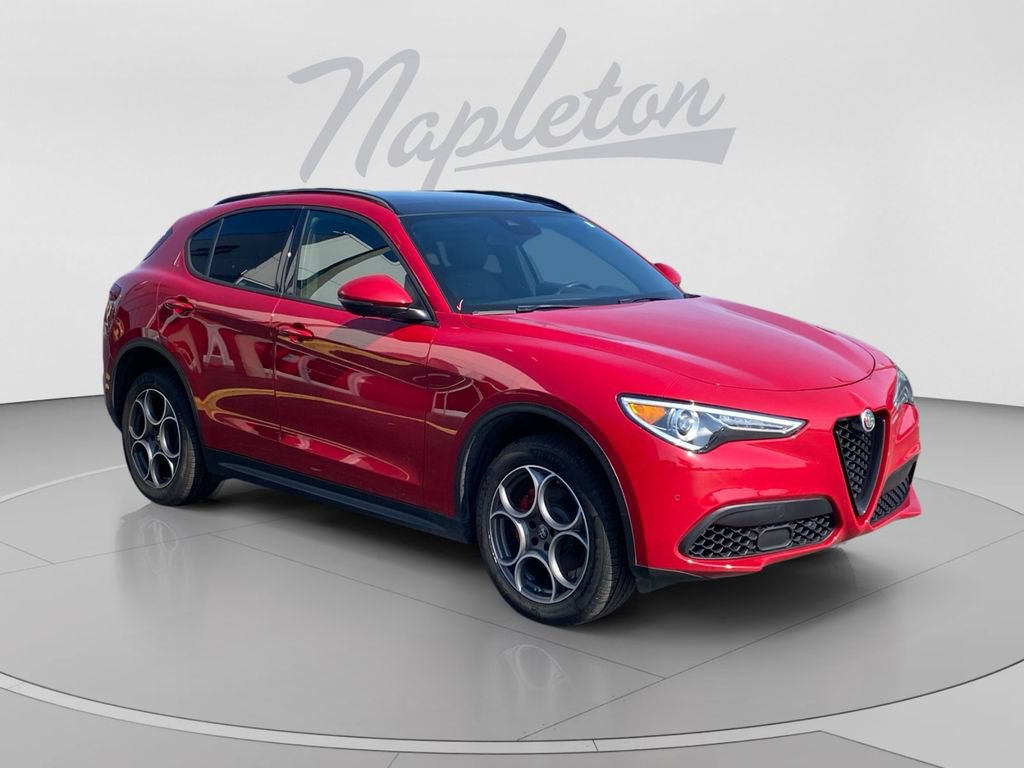 Used 2023 Alfa Romeo Stelvio Sprint RWD image 8