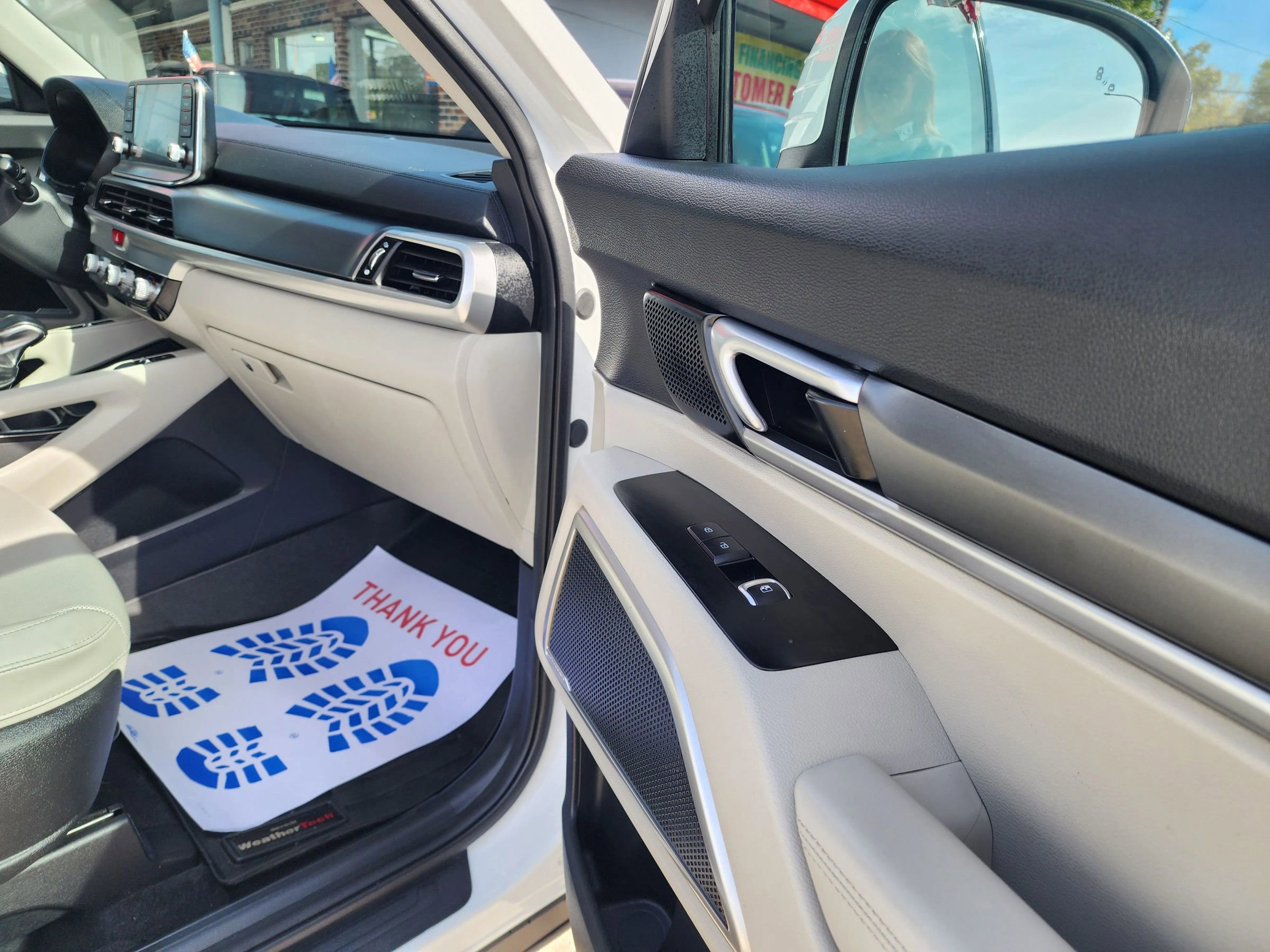 Used 2021 Kia Telluride S image 11