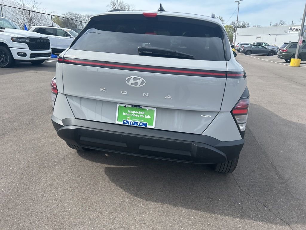 Used 2024 Hyundai Kona SEL AWD/4WD image 6