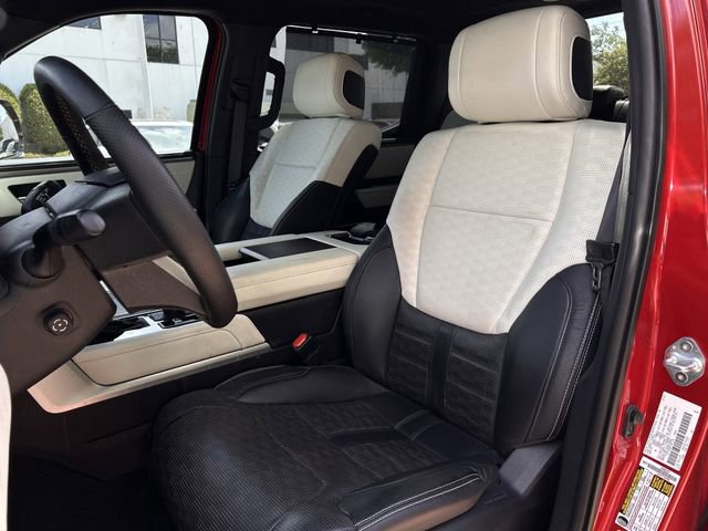Used 2023 Toyota Tundra Capstone AWD/4WD image 30