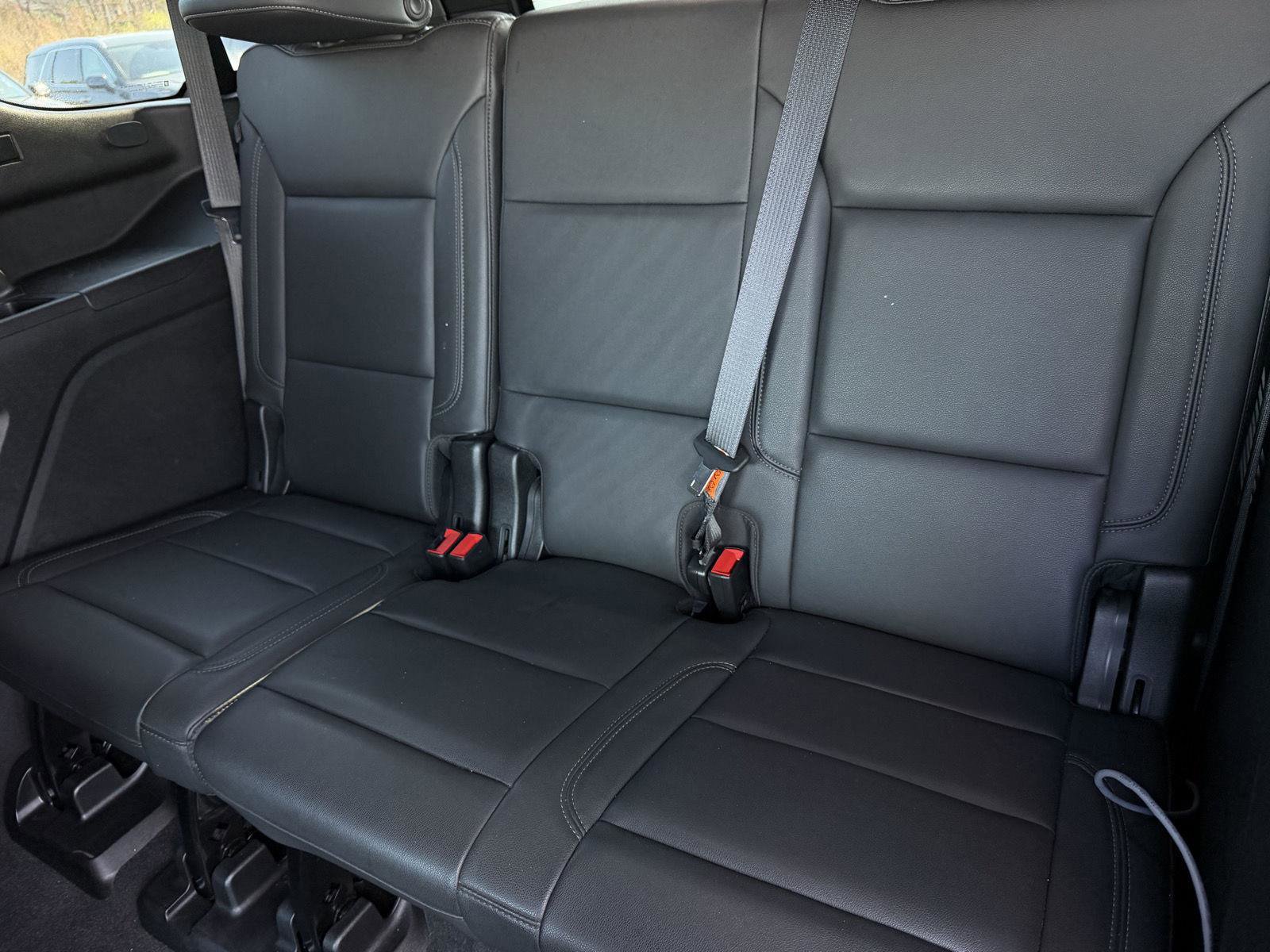 Used 2021 Chevrolet Tahoe Z71 w/ Luxury Package image 9