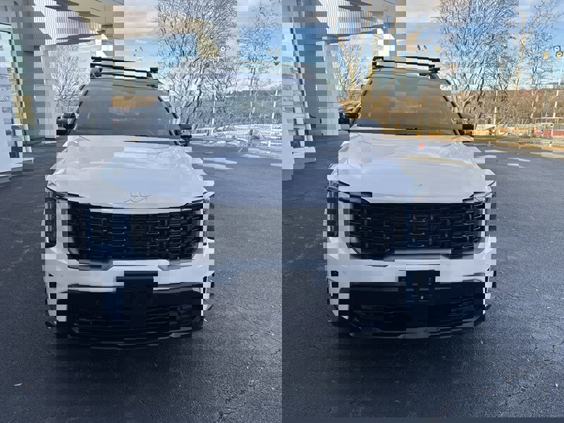 Used 2024 Kia Sorento SX Prestige image 2