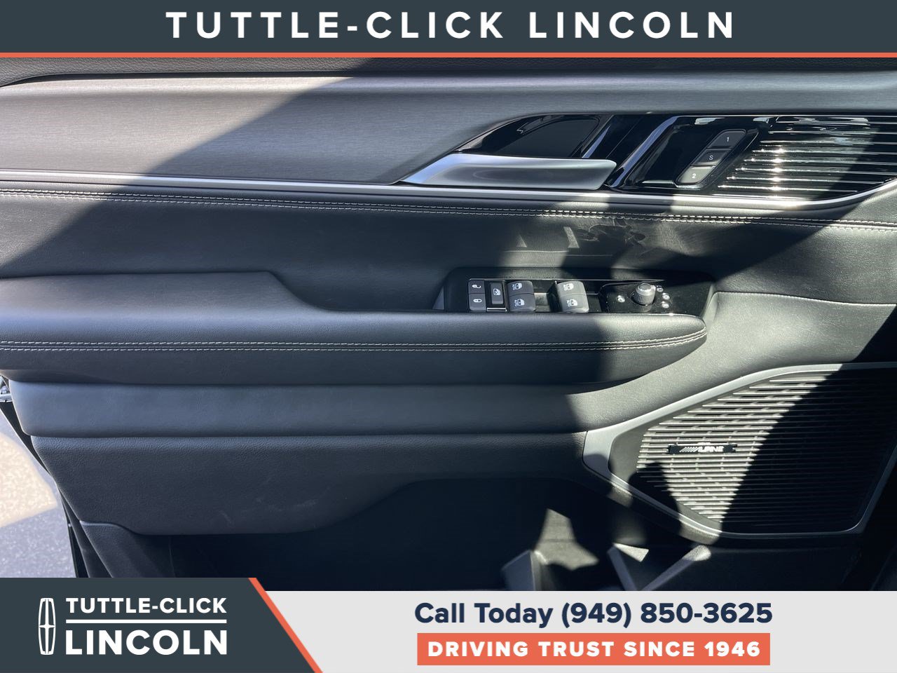 Used 2026 Jeep Grand Wagoneer 2WD w/ Premium Group I image 21