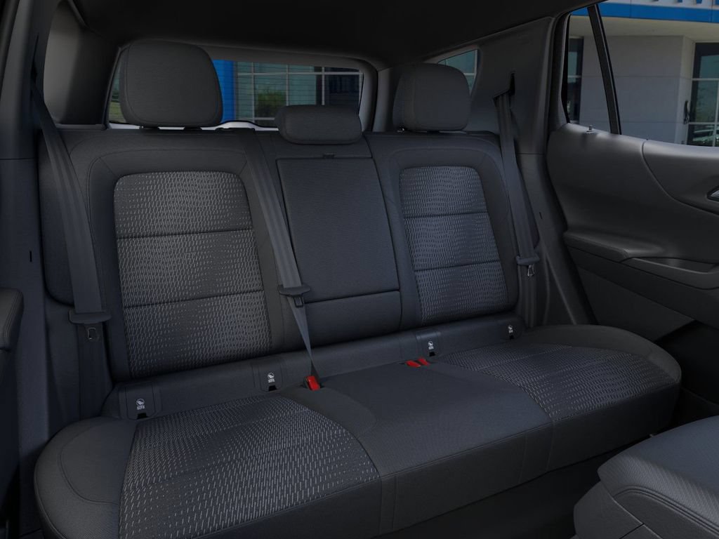 New 2026 Chevrolet Equinox LT w/ LPO, Floor Liner Package FWD image 17