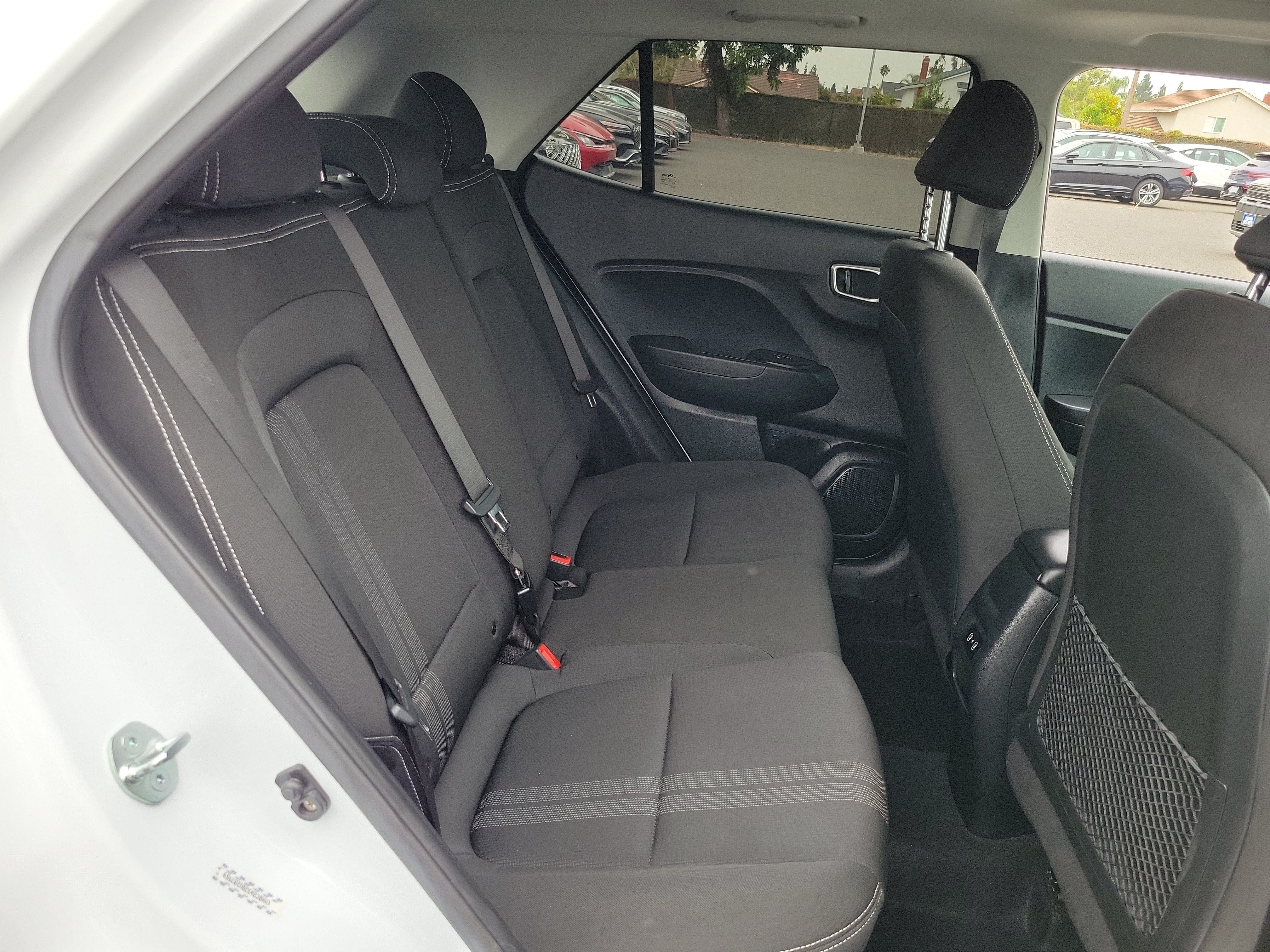 Certified 2024 Hyundai Venue SEL FWD image 21