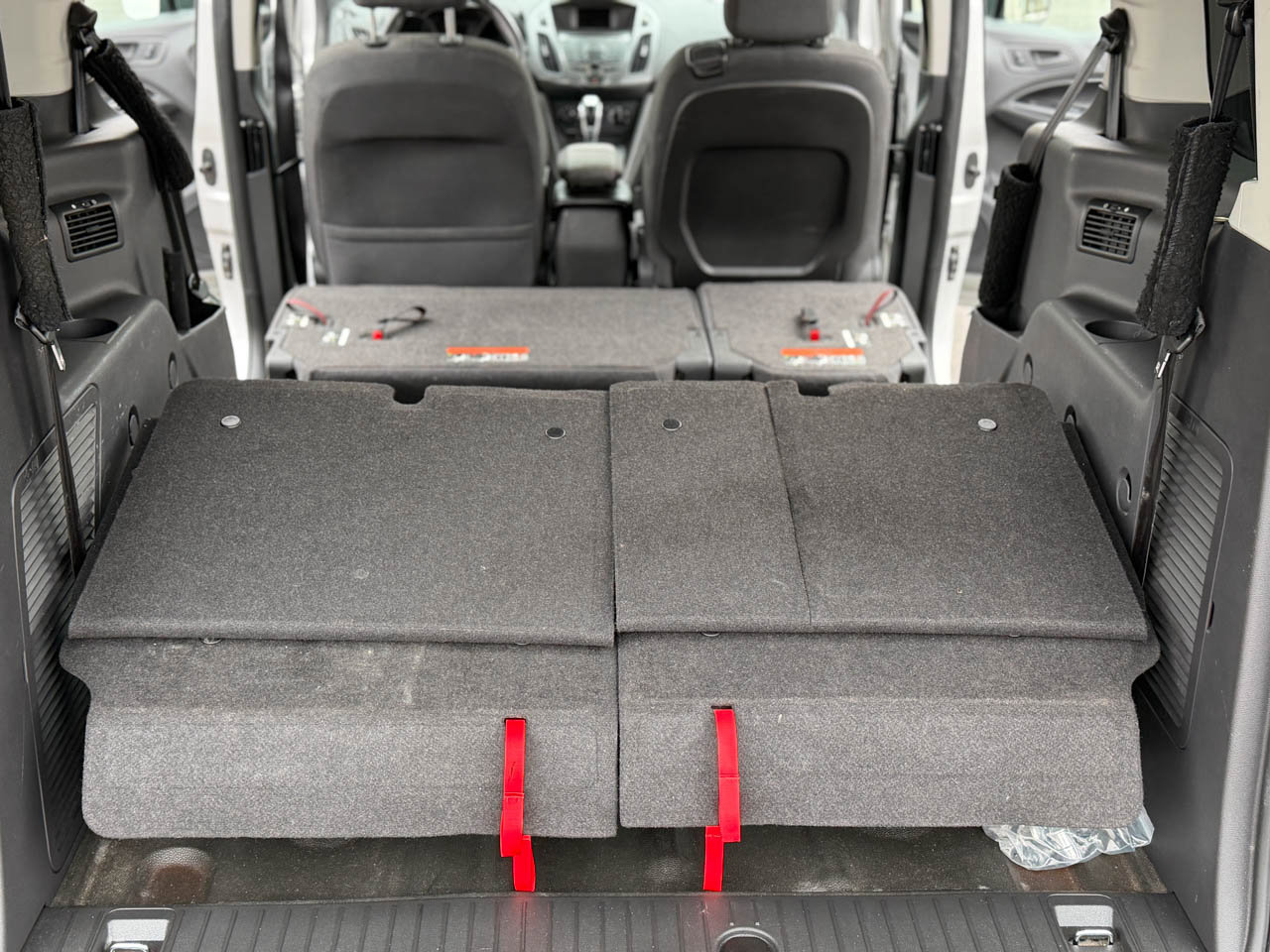 Used 2016 Ford Transit Connect XL image 15