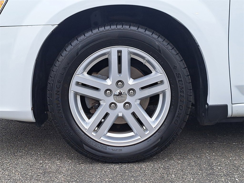 Used 2012 Dodge Avenger SXT image 5