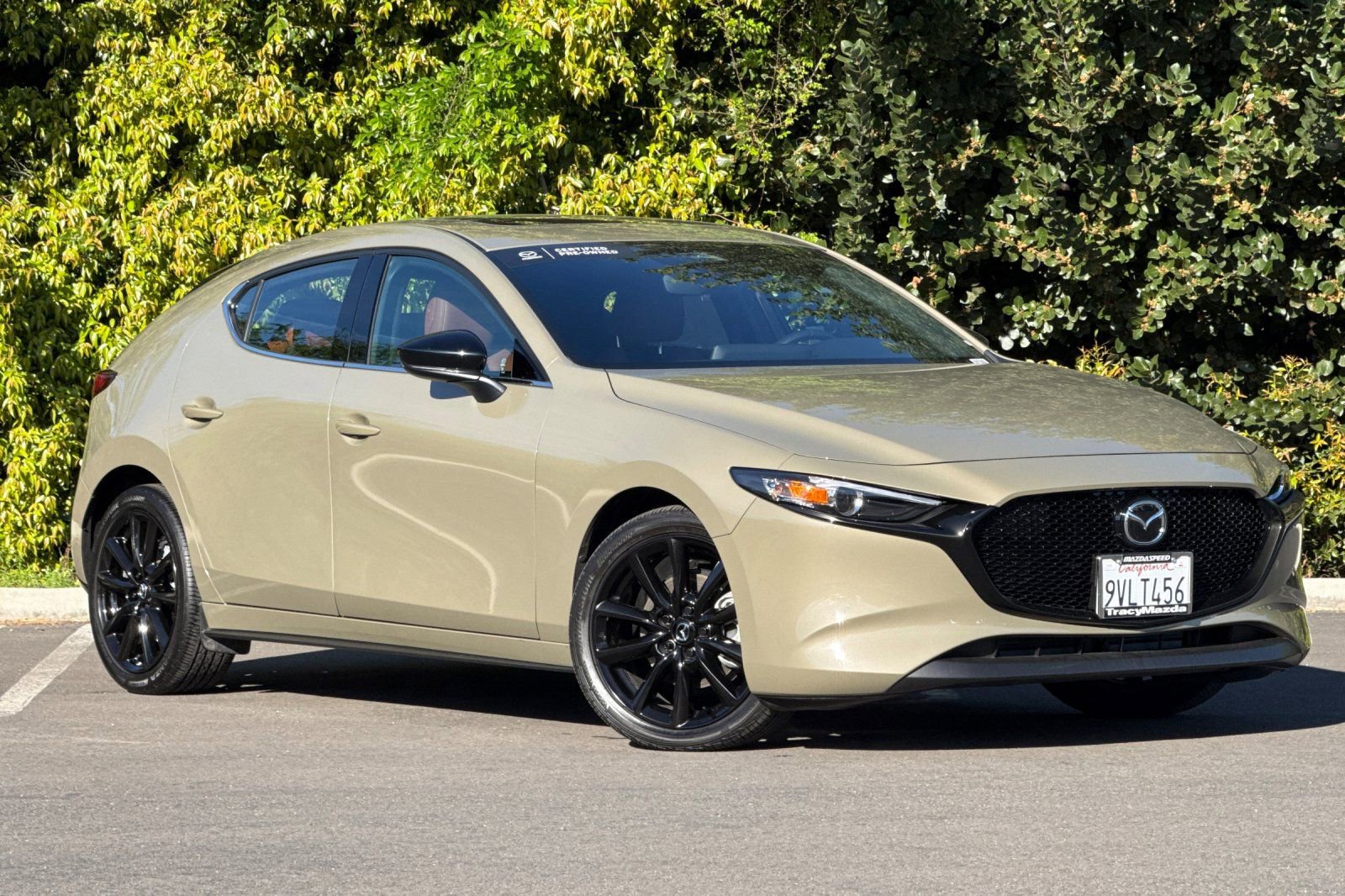 Certified 2025 MAZDA MAZDA3 Carbon image 2