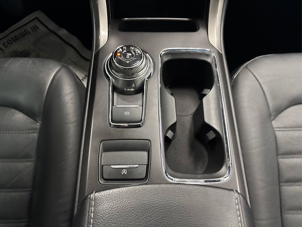 Used 2018 Ford Fusion SE w/ Fusion SE Technology Package image 20