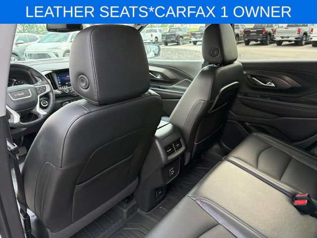 Used 2023 GMC Terrain SLT w/ Tech Package FWD image 18