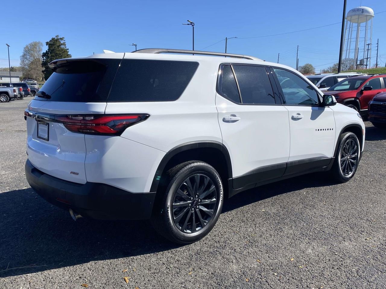 Used 2023 Chevrolet Traverse RS AWD/4WD image 6
