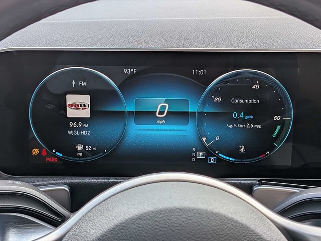 Used 2021 Mercedes-Benz GLB 250 4MATIC image 35