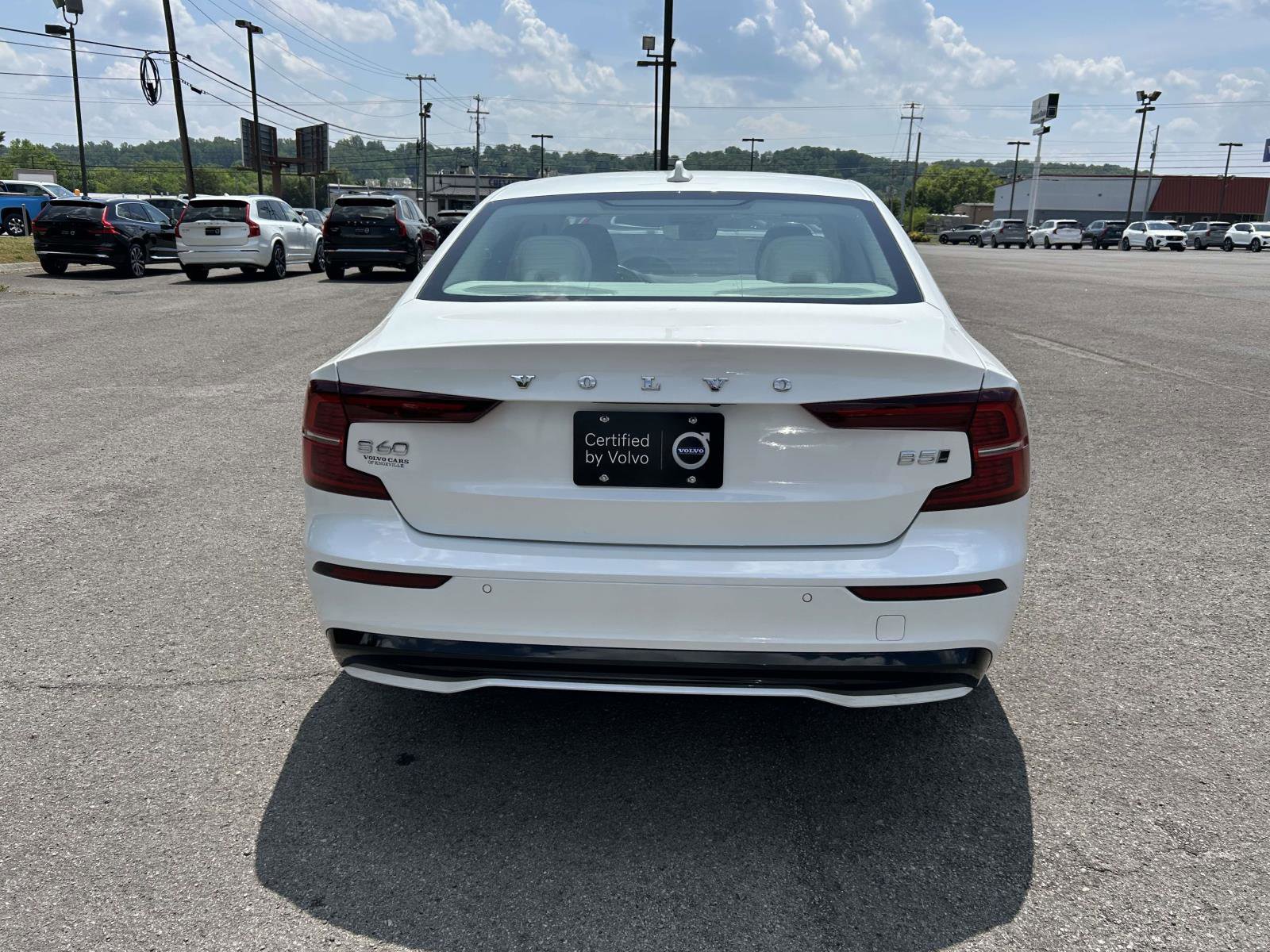 Certified 2024 Volvo S60 B5 Plus w/ Climate Package AWD/4WD image 4