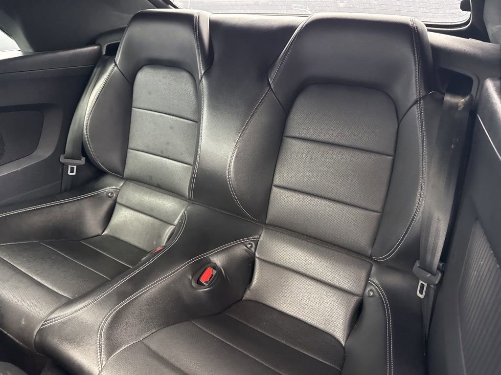 Used 2022 Ford Mustang Premium RWD image 31