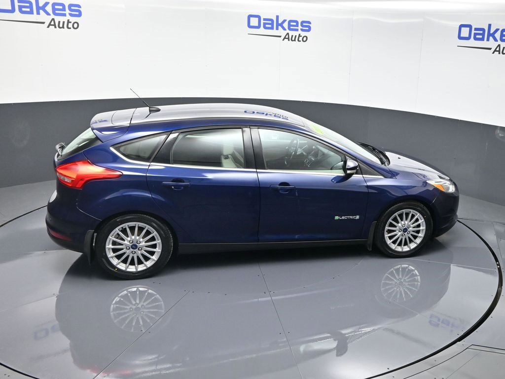 Used 2016 Ford Focus Base w/ Exterior Protection Package image 53