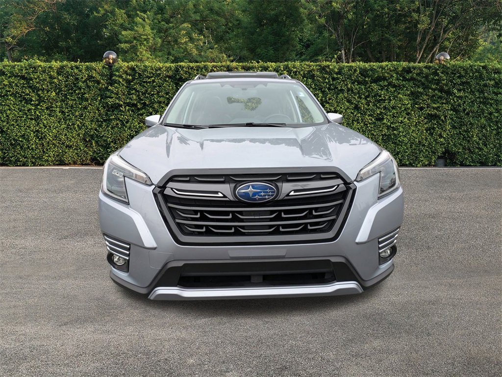 Used 2022 Subaru Forester Touring w/ Popular Package #3 image 9