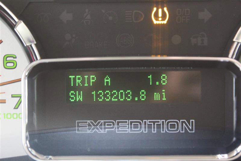 Used 2008 Ford Expedition Eddie Bauer image 19