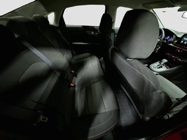Used 2020 Kia Forte LXS FWD image 25