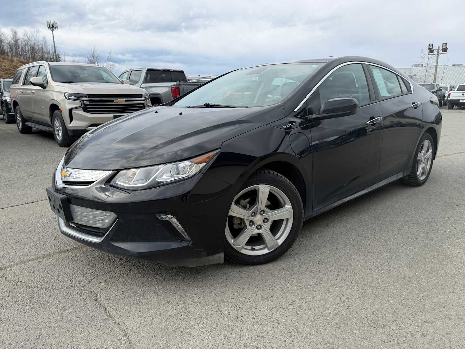 Used 2018 Chevrolet Volt LT w/ LT Driver Confidence Package FWD image 1