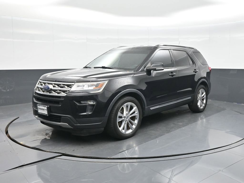 Used 2018 Ford Explorer XLT w/ Equipment Group 202A FWD image 19