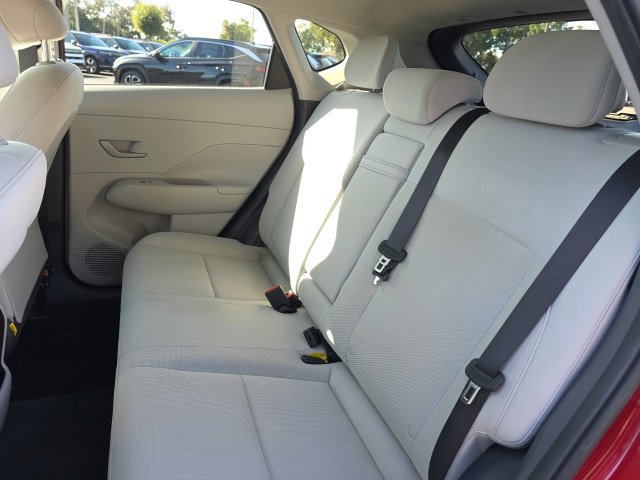 Certified 2024 Hyundai Kona SEL FWD image 7